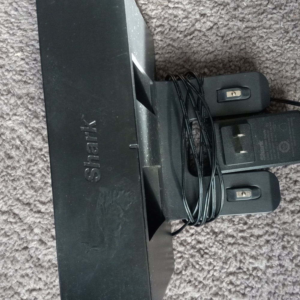 Shark AI Robot Vacuum Charging Dock Base - Picture 4 of 7